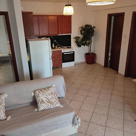 Seagull Apartments Néa Péramos Εξωτερικό φωτογραφία