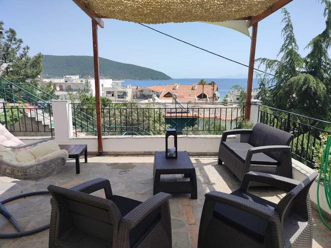 Seagull Apartments Néa Péramos Εξωτερικό φωτογραφία